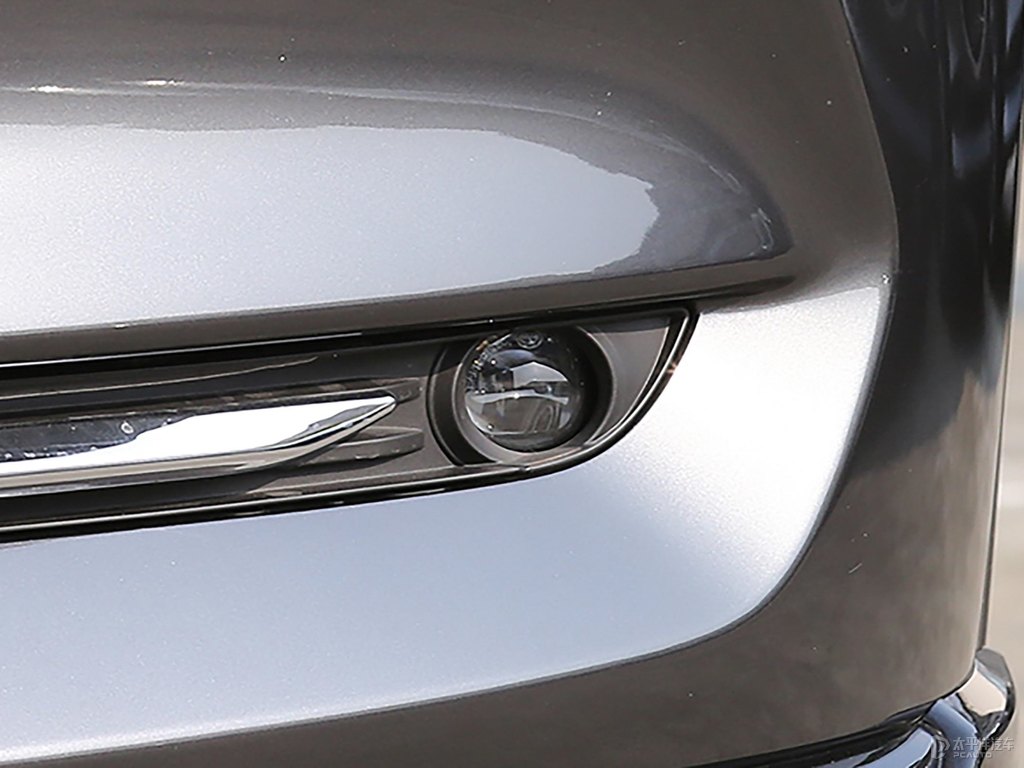 鉑鋼灰馬自達(dá)CX-5車頭外觀圖片