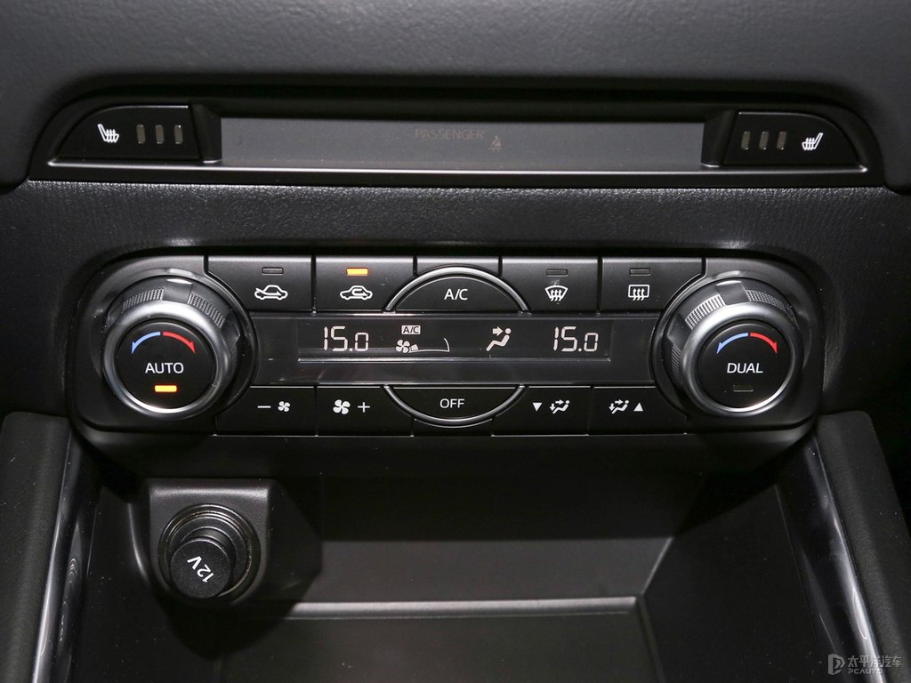 鉑鋼灰馬自達(dá)CX-5中控內(nèi)飾圖片