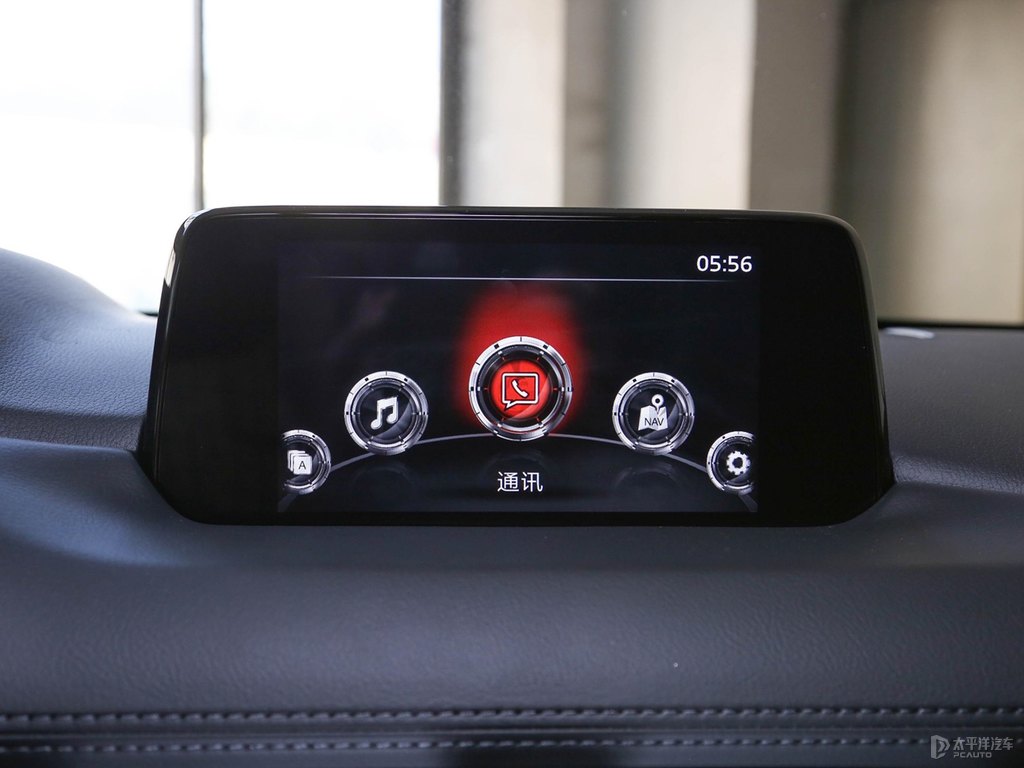 鉑鋼灰馬自達(dá)CX-5中控內(nèi)飾圖片