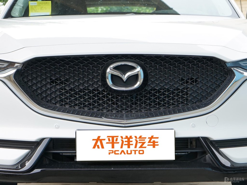 珠光白馬自達(dá)CX-5車頭外觀圖片