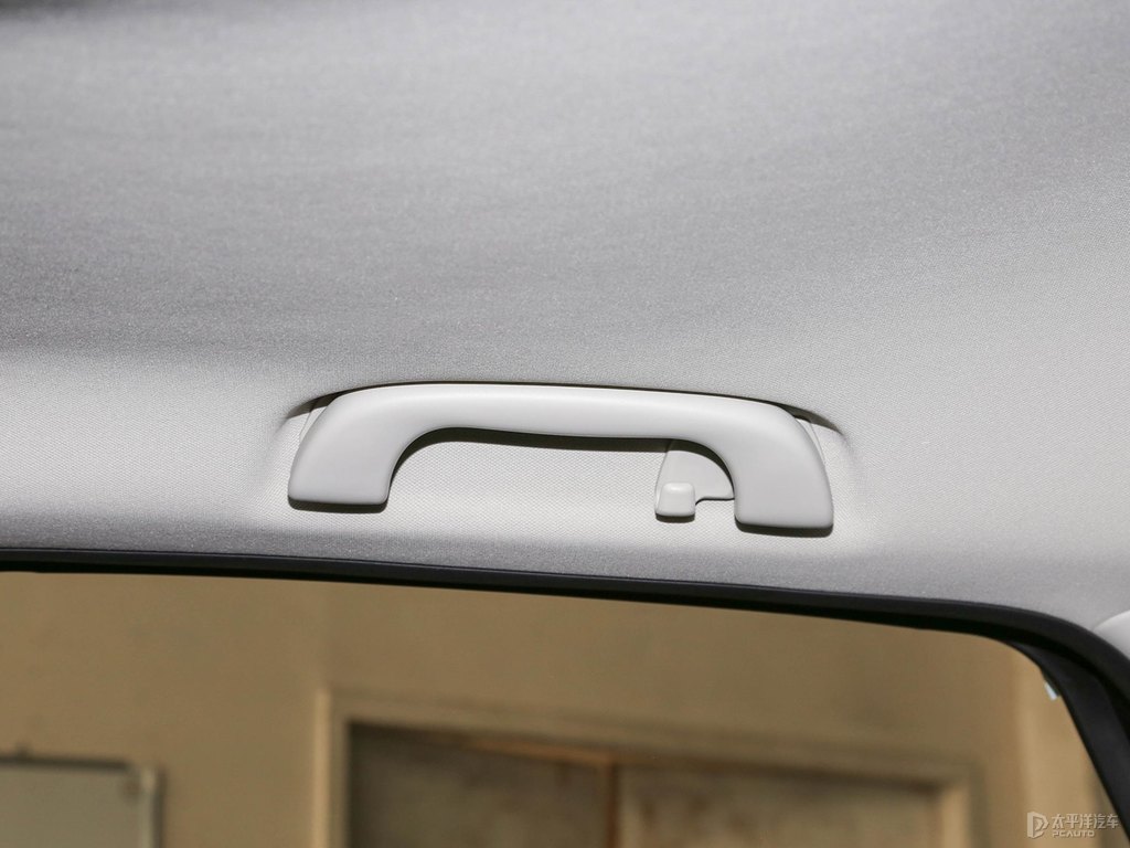 鉑鋼灰馬自達CX-5車廂內(nèi)飾圖片