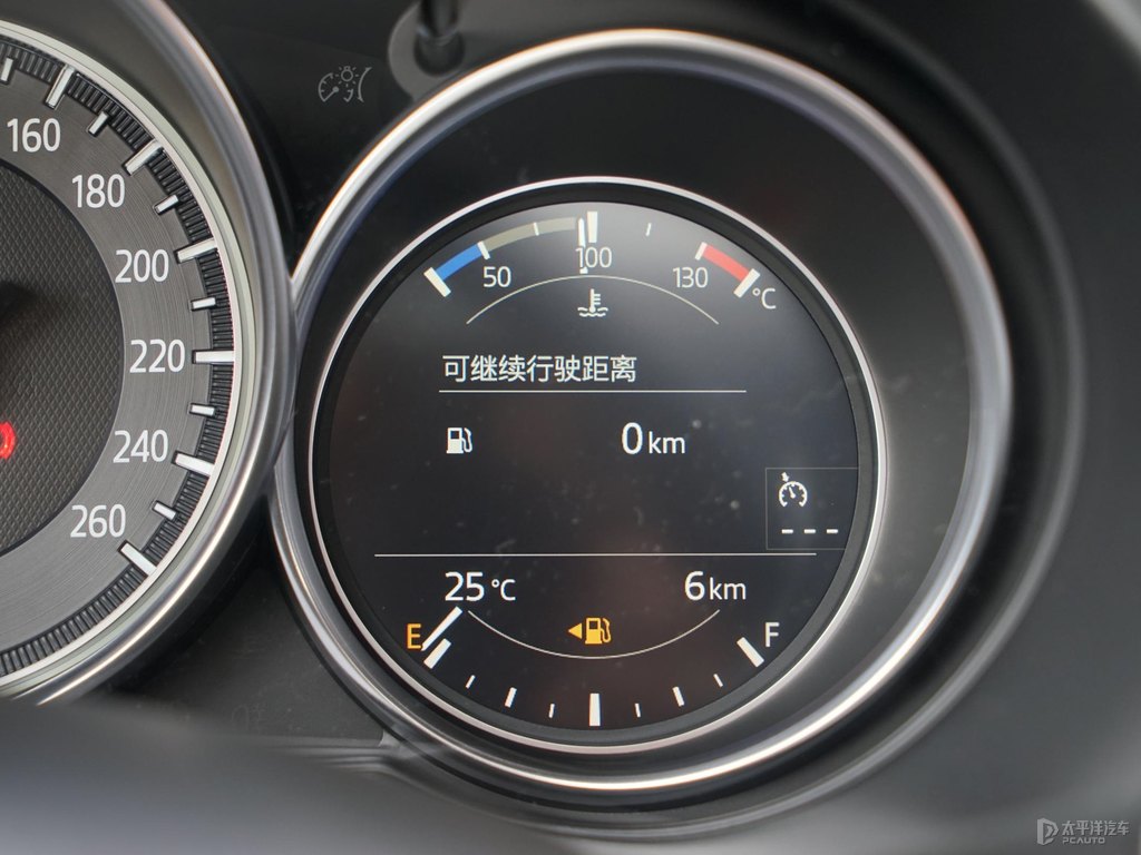 珠光白馬自達(dá)CX-5中控內(nèi)飾圖片