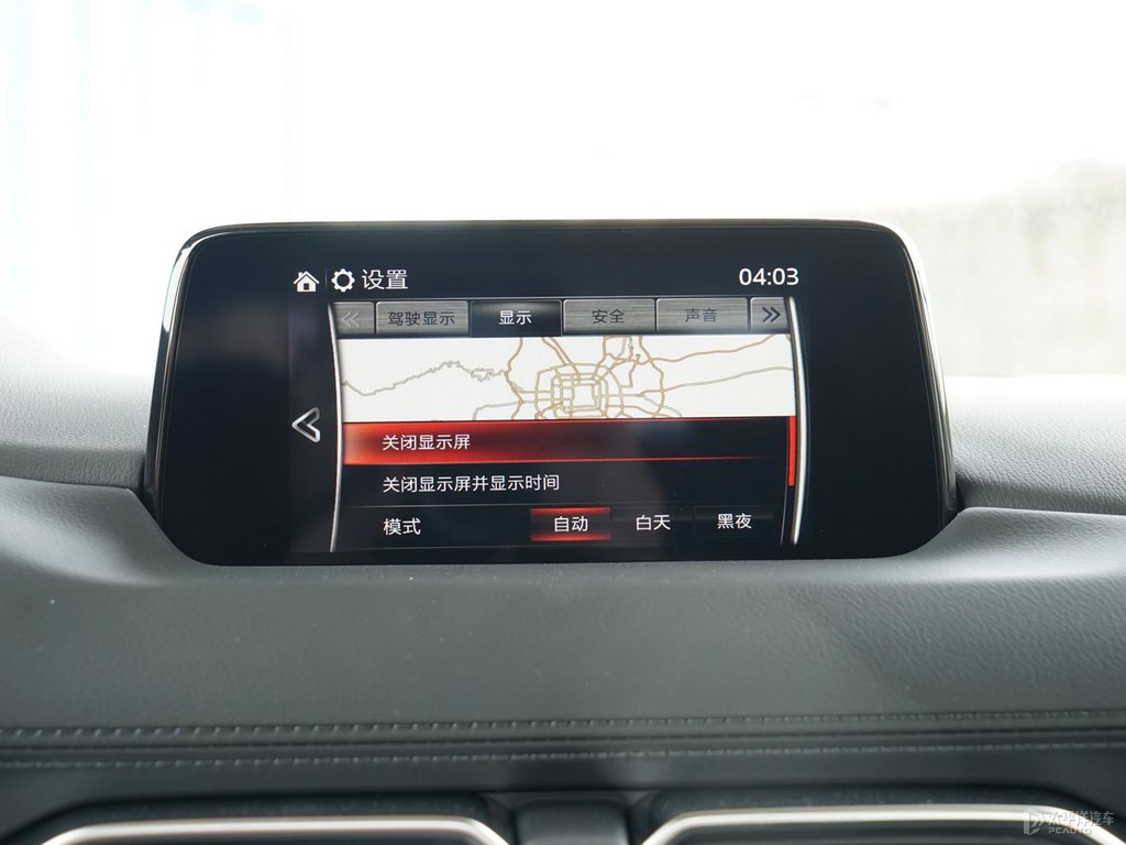 珠光白馬自達(dá)CX-5中控內(nèi)飾圖片