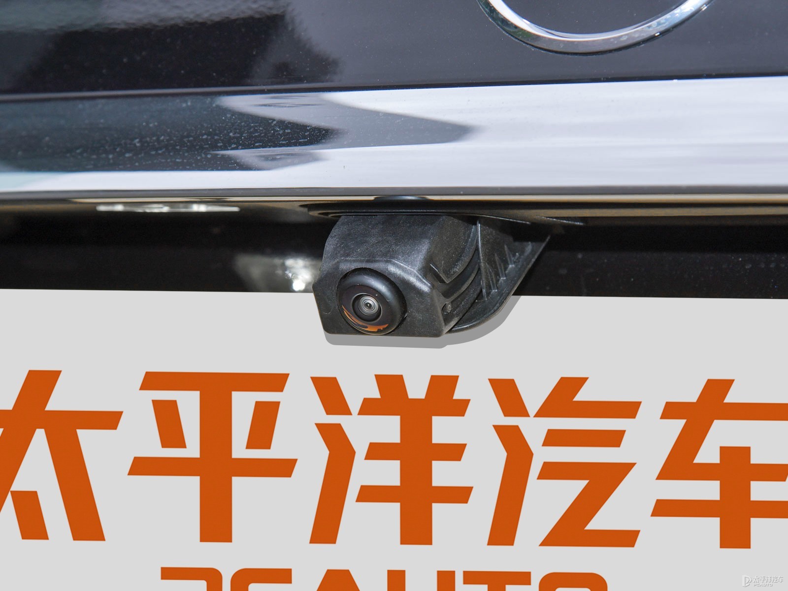 奔馳E級外觀高清大圖