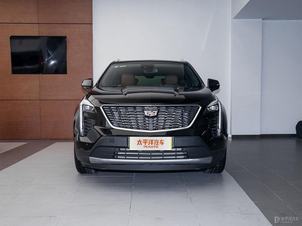 曜黑凱迪拉克XT4整車外觀外觀圖片
