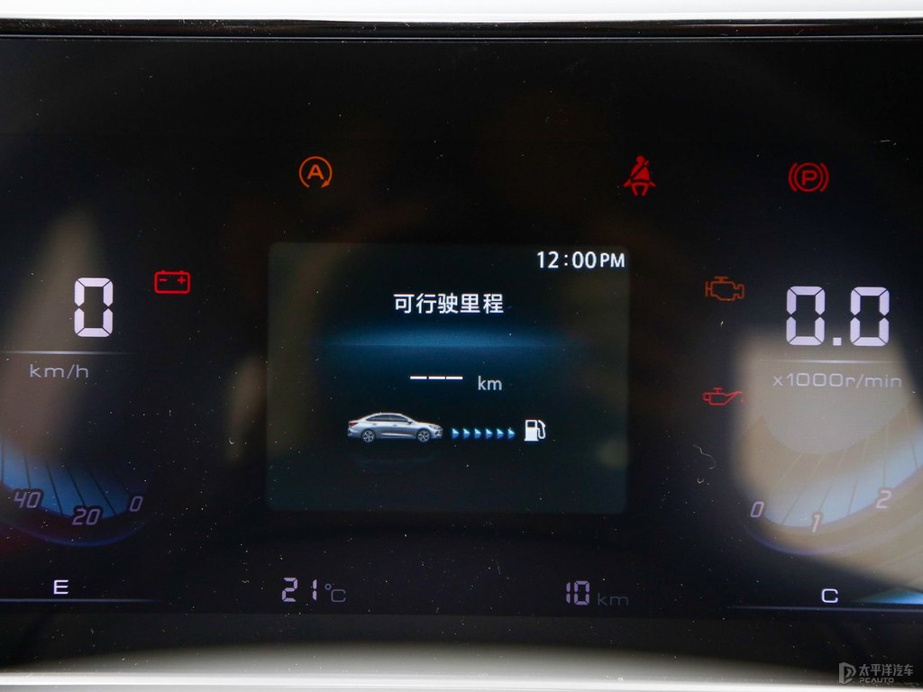 鈦光銀灰逸動(dòng)PLUS中控內(nèi)飾圖片