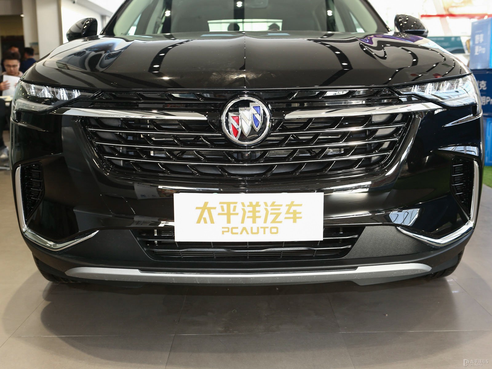 昂科威外觀高清大圖