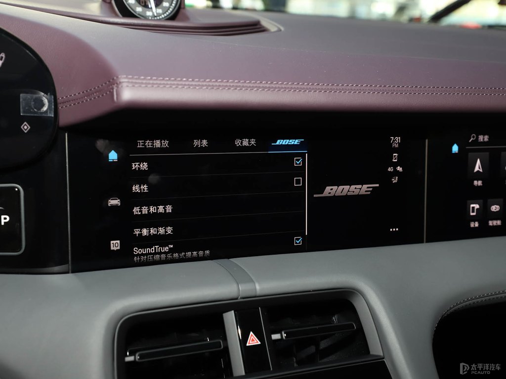 車(chē)?yán)遄蛹tTaycan中控內(nèi)飾圖片