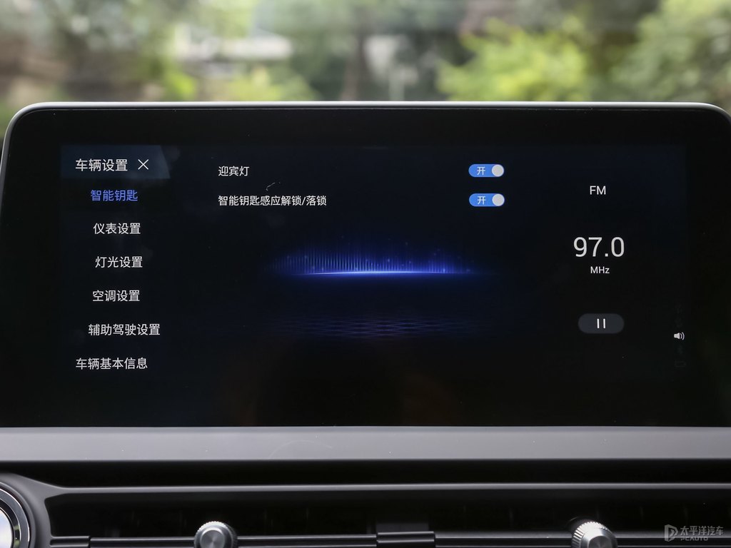 萊茵藍(lán)瑞虎8中控內(nèi)飾圖片