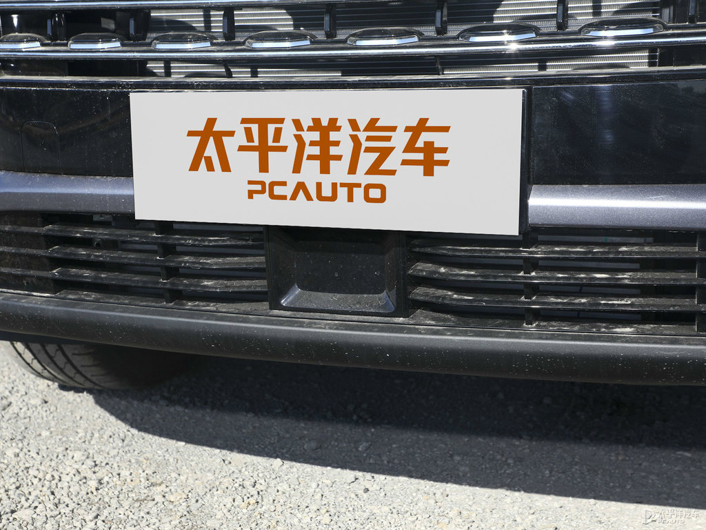 鈦金灰瑞虎8車頭外觀圖片