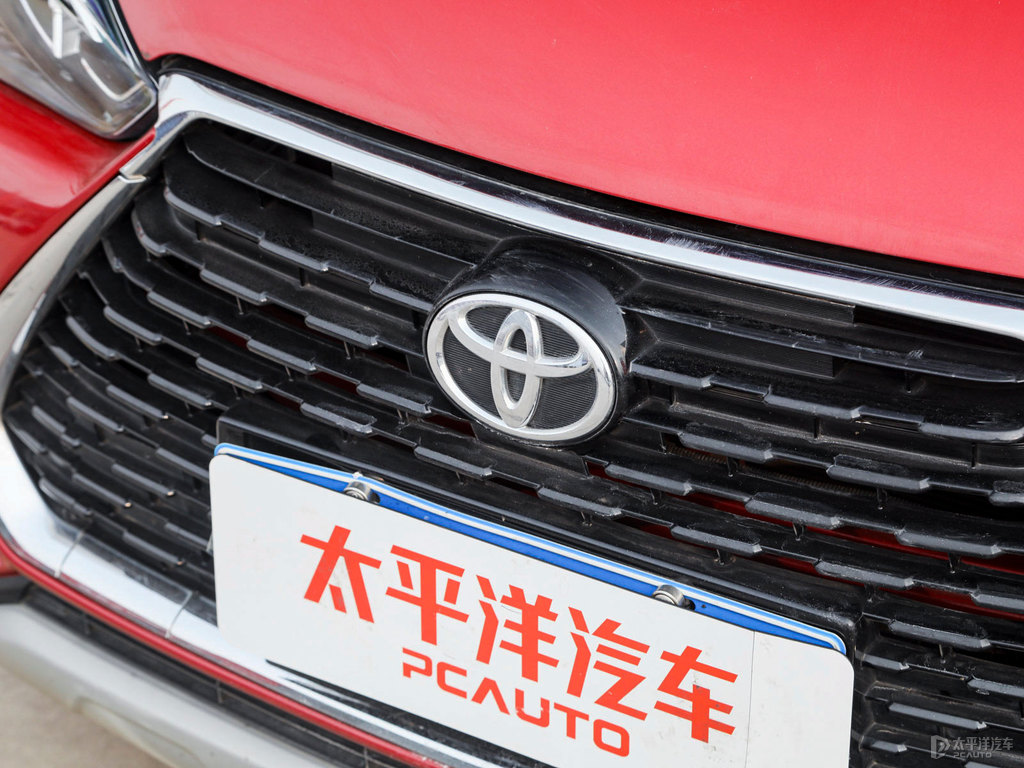 珊瑚紅YARiS L 致炫X車頭外觀圖片