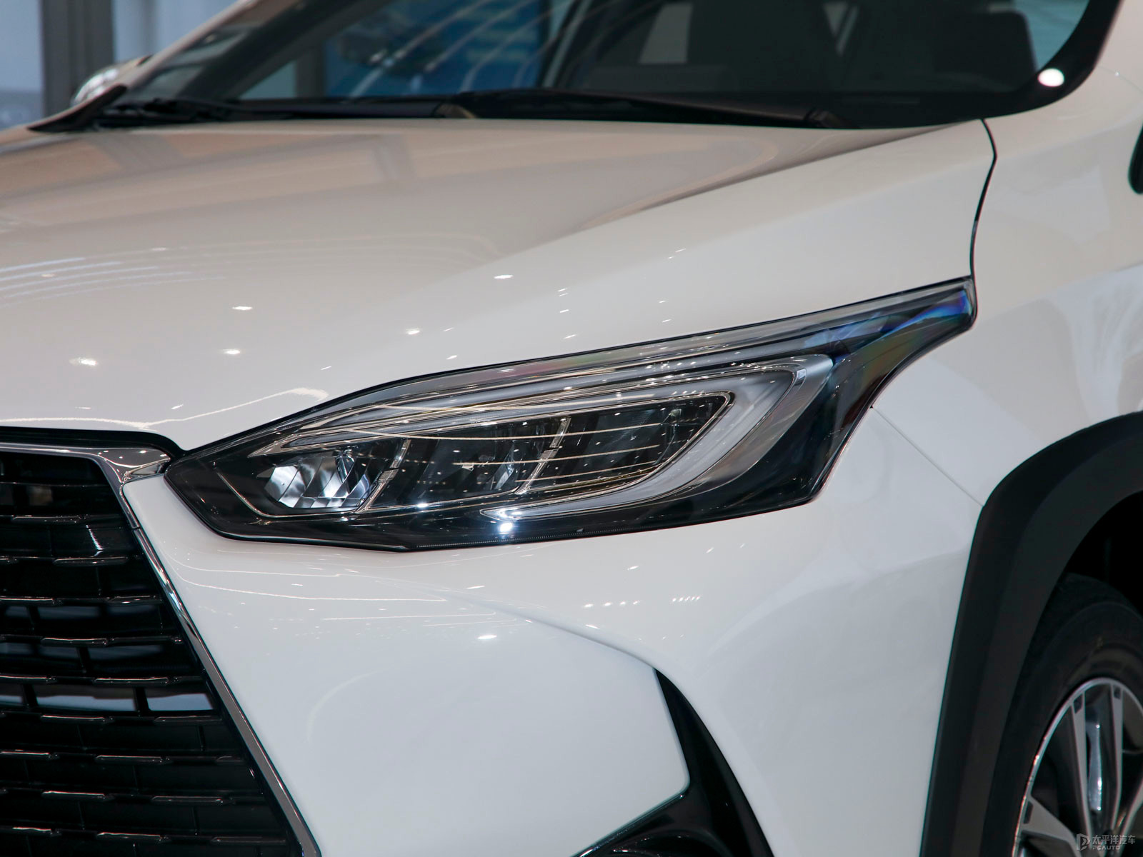 YARiS L 致炫X外觀高清大圖