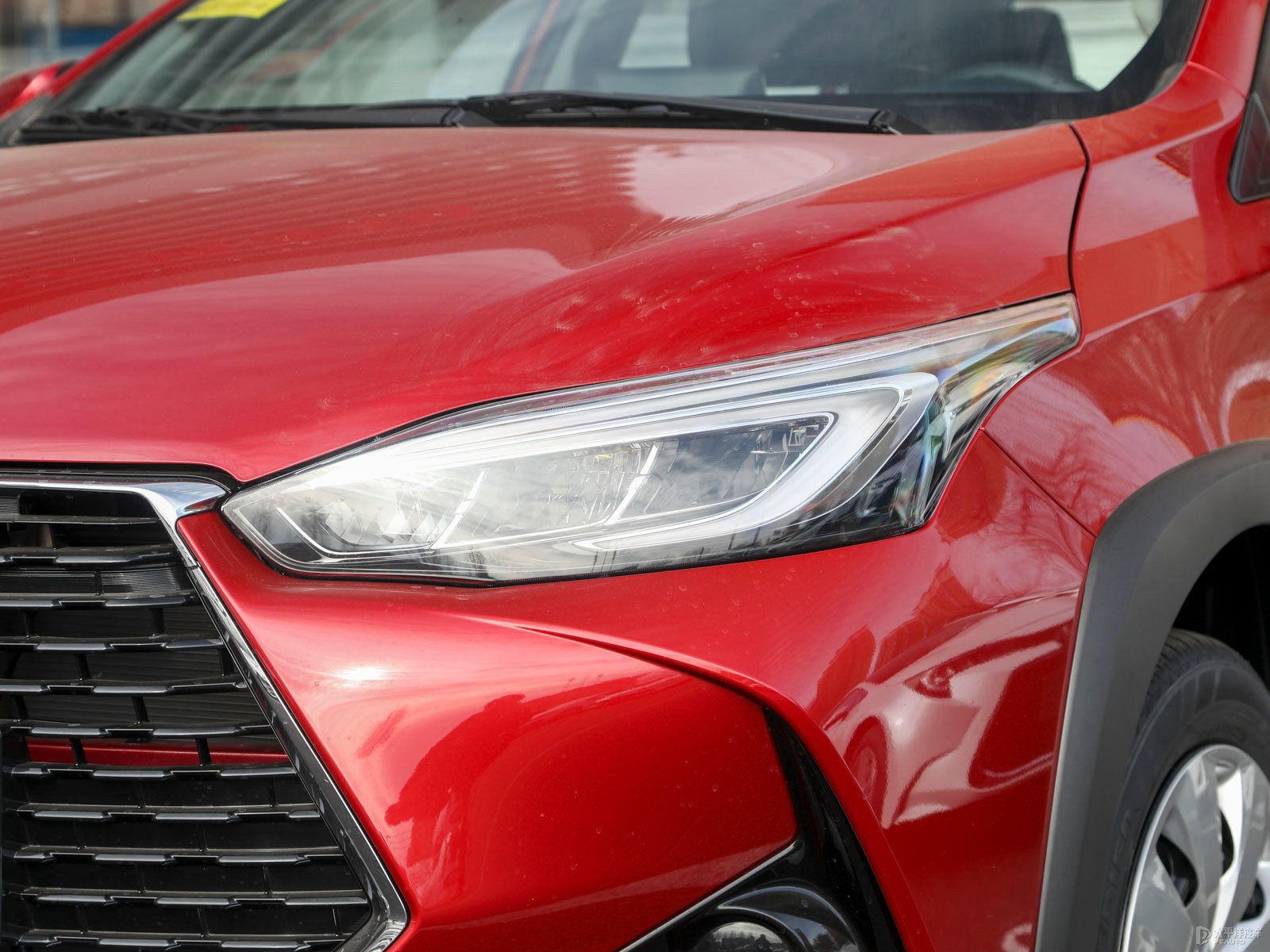 YARiS L 致炫X外觀高清大圖
