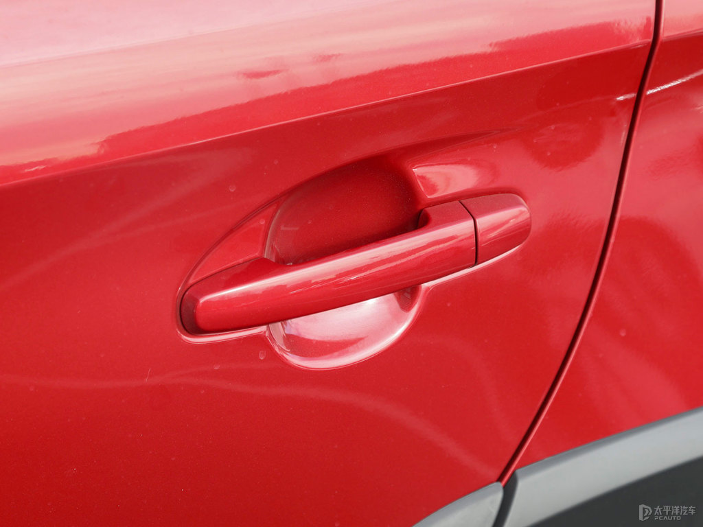 珊瑚紅YARiS L 致炫X車身外觀圖片