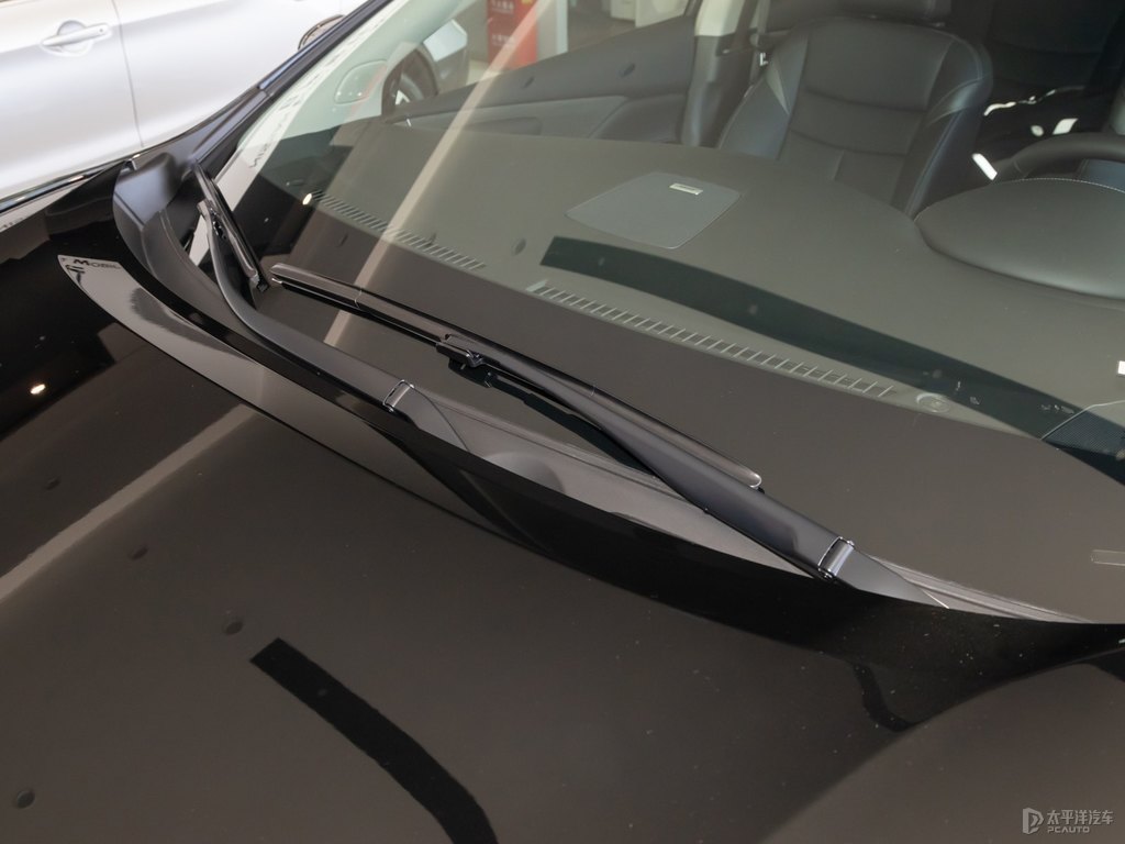 曜石黑樓蘭車身外觀圖片