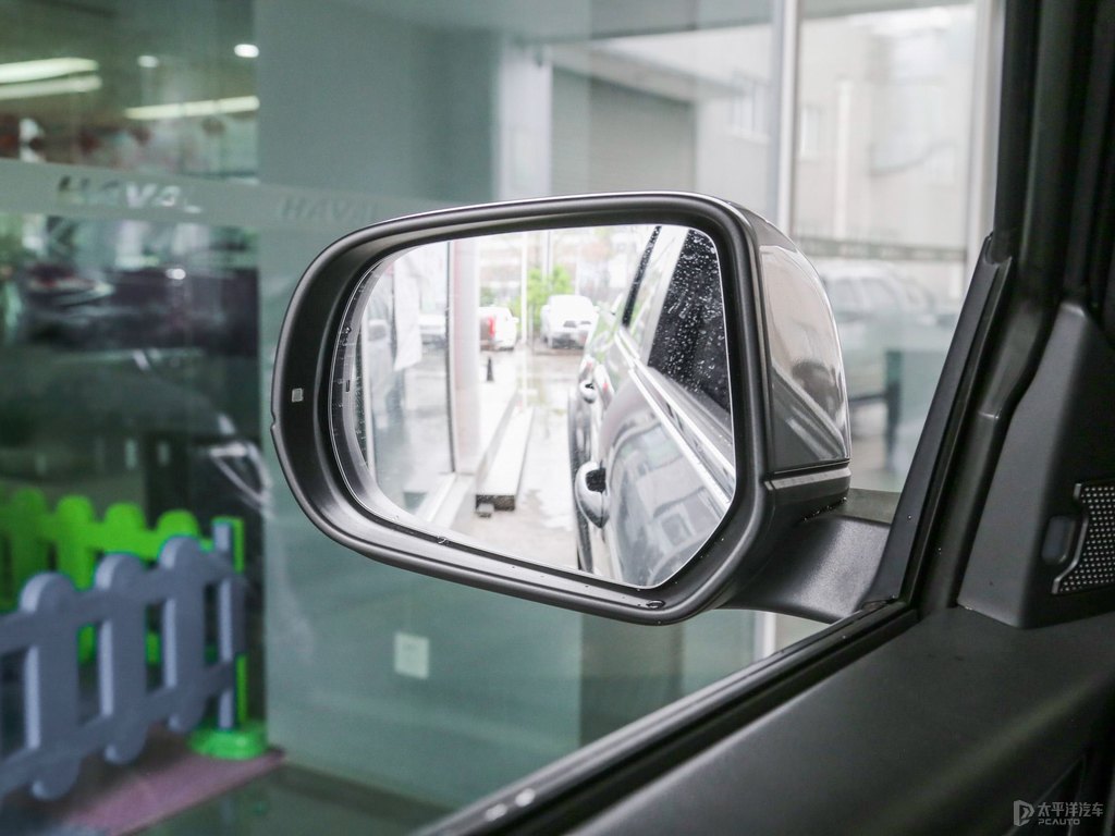 月光銀炮車身外觀圖片