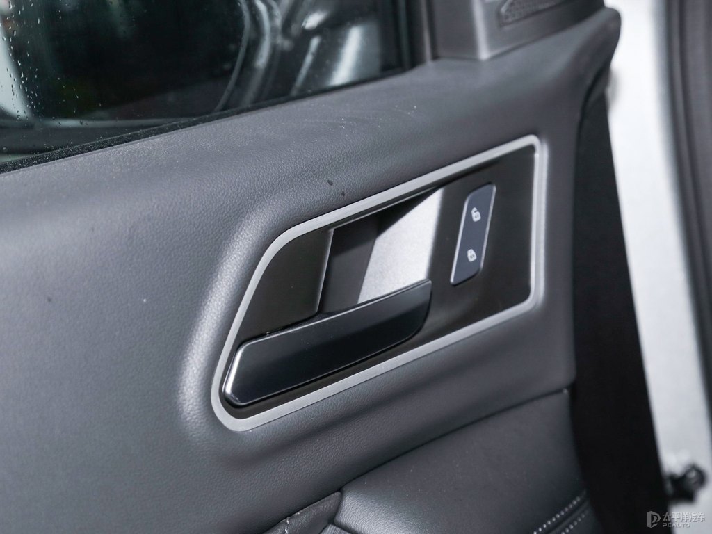 月光銀炮車(chē)廂內(nèi)飾圖片