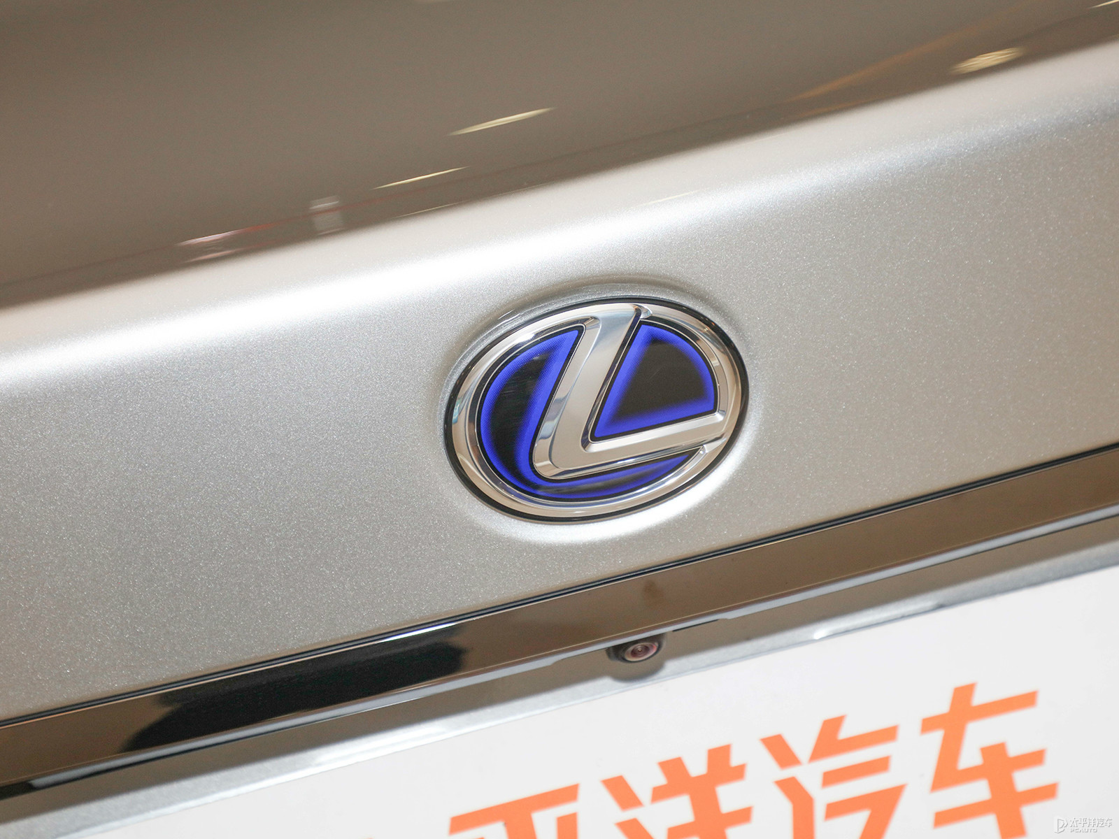雷克薩斯LS外觀高清大圖