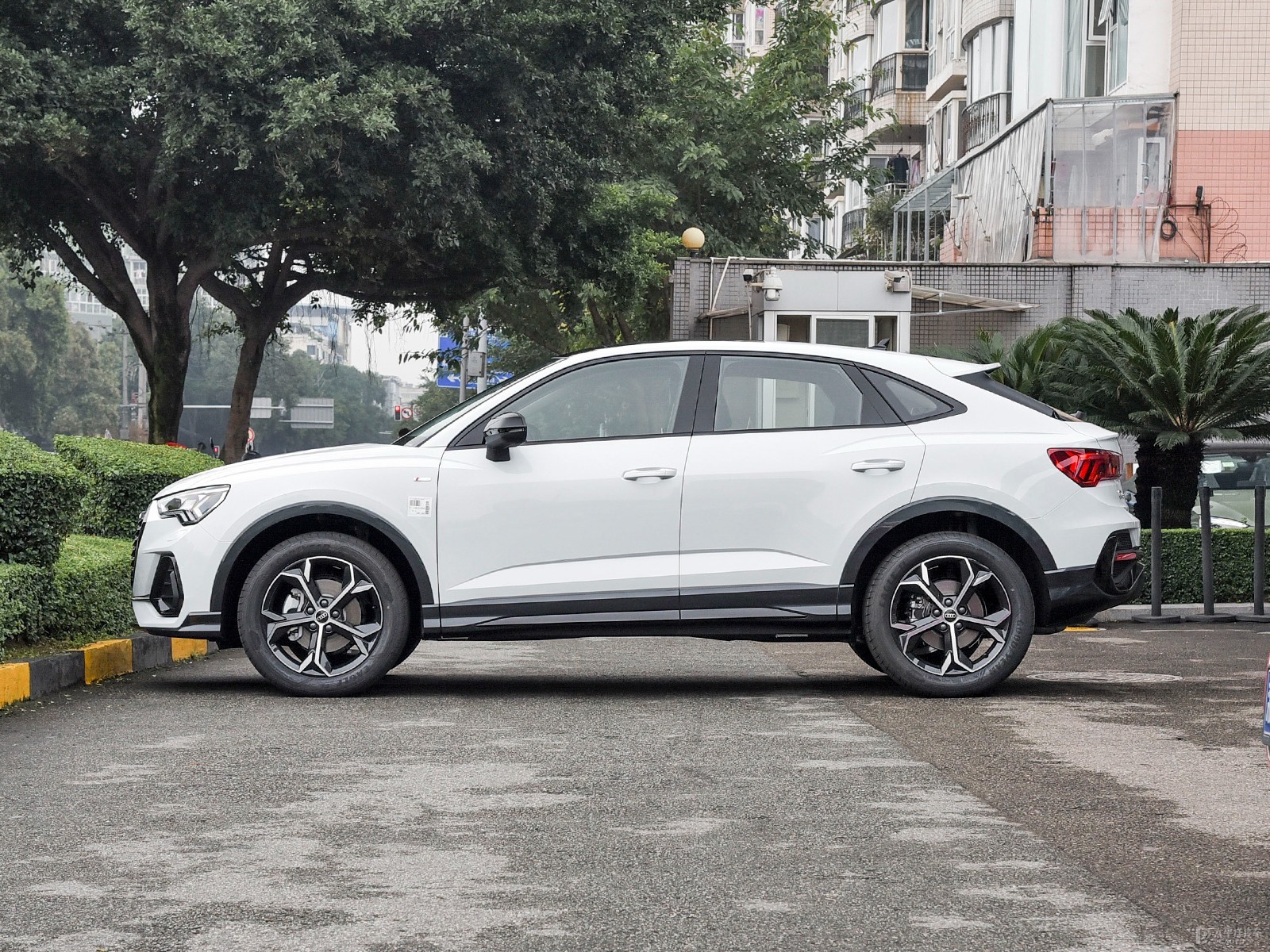 奧迪Q3 Sportback外觀高清大圖