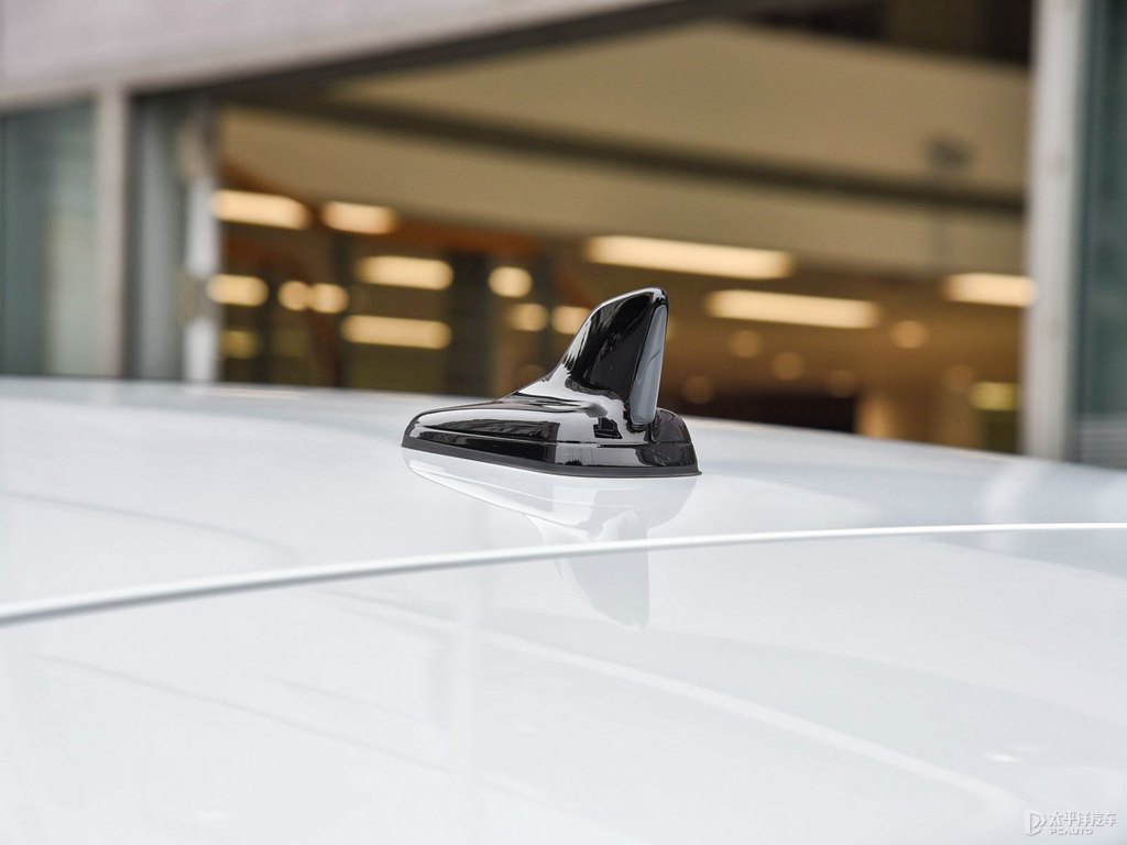 冰川白奧迪Q3 Sportback車身外觀圖片