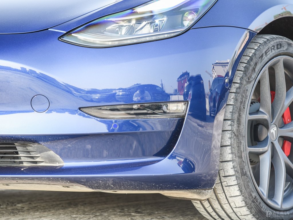 深海藍(lán)Model 3車頭外觀圖片