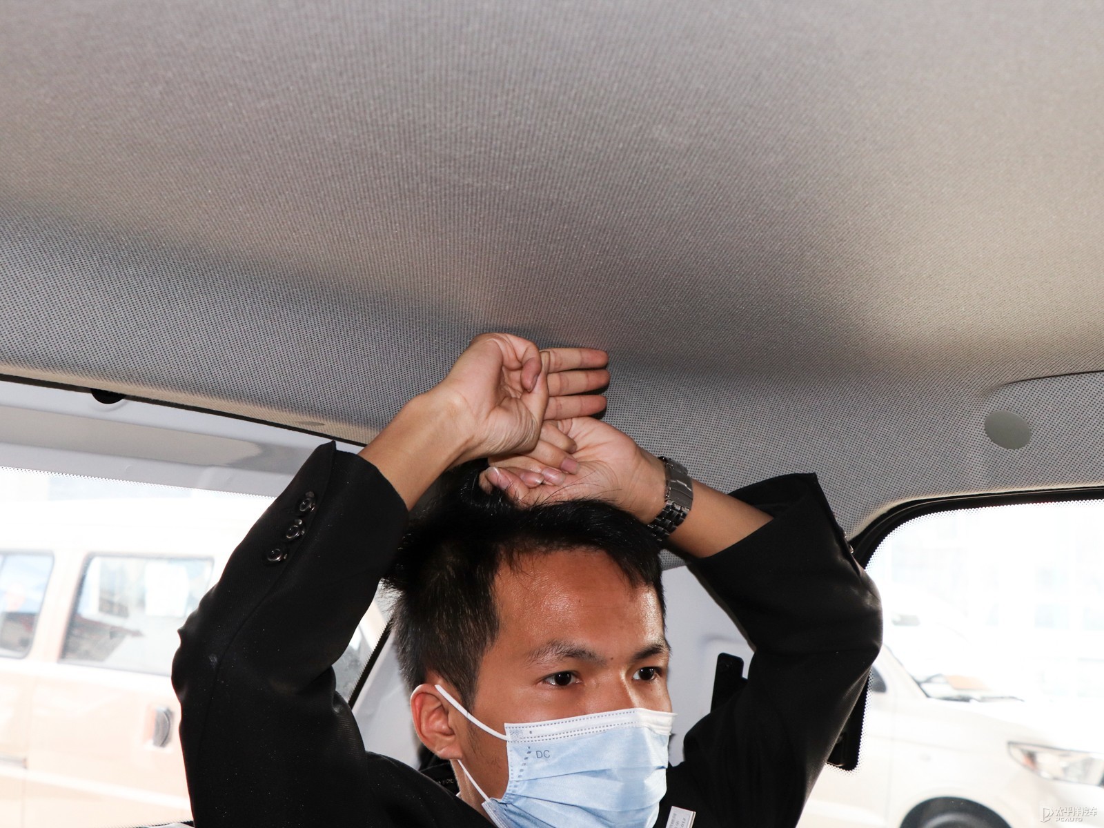 五菱宏光S空間高清大圖