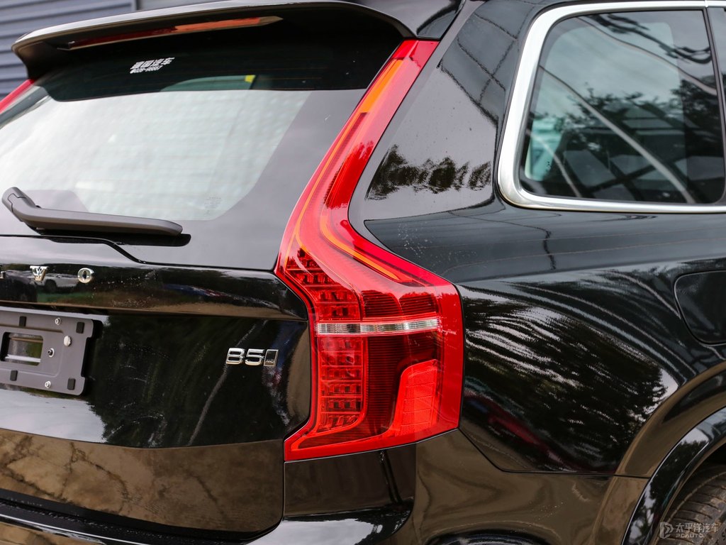 瑪瑙黑沃爾沃XC90車尾外觀圖片