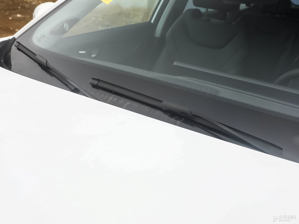 珍珠白瑞虎8 PLUS車身外觀圖片