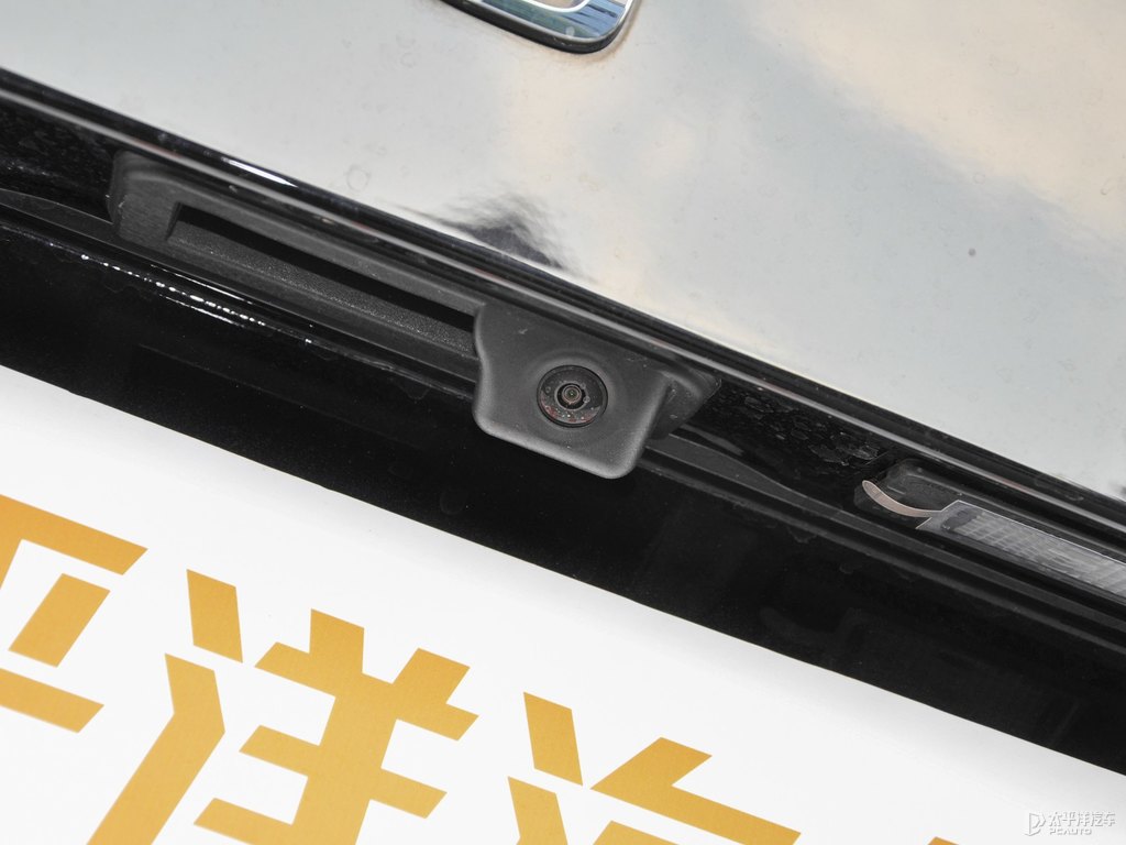 沉靜黑柯迪亞克車尾外觀圖片