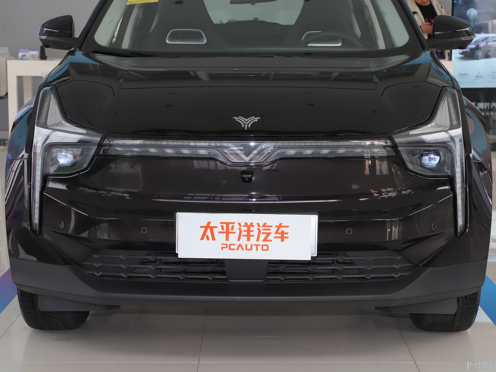 哪吒U外觀高清大圖