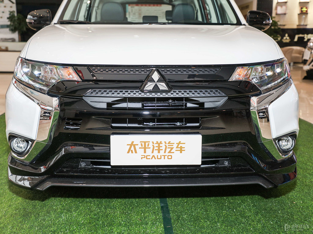 珍珠白歐藍(lán)德車頭外觀圖片