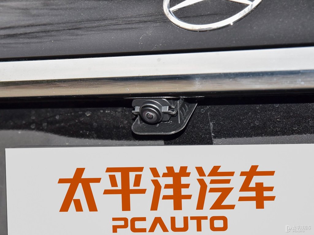 曜巖黑奔馳GLE車尾外觀圖片