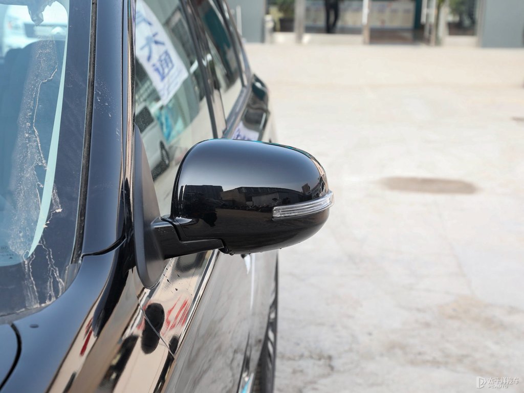 歐藍(lán)德車身外觀圖片