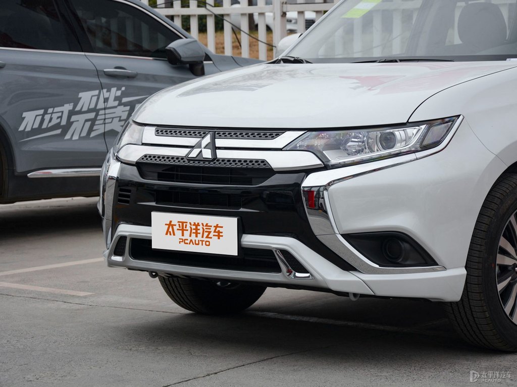 歐藍(lán)德車頭外觀圖片
