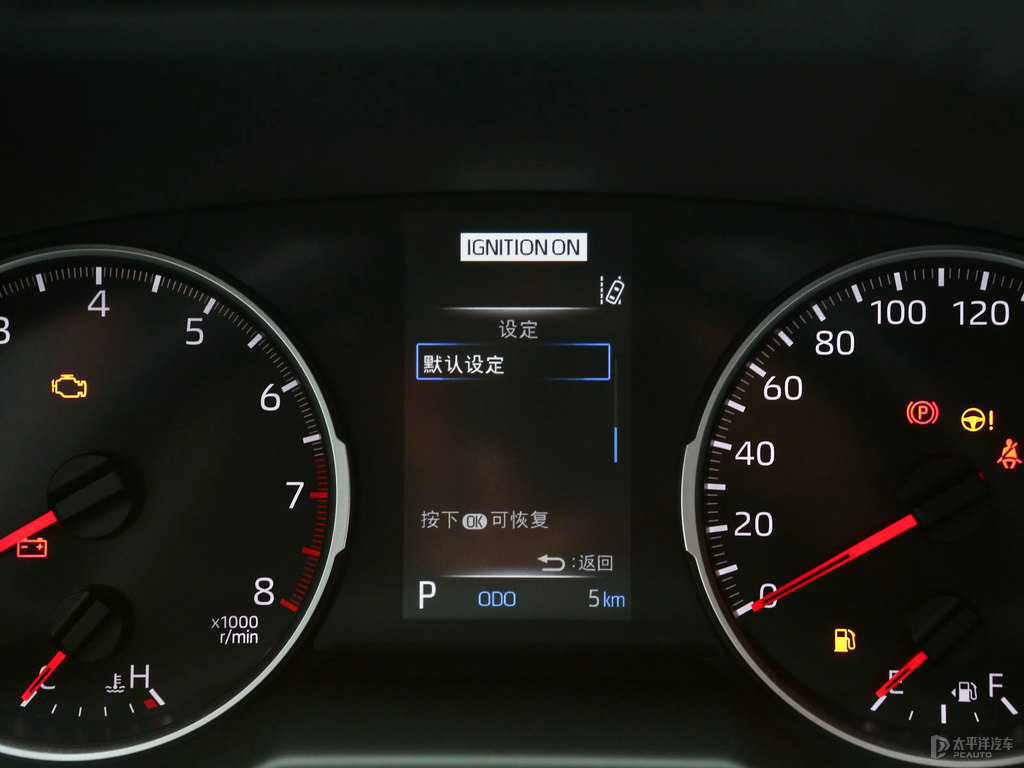 墨晶黑威蘭達(dá)中控內(nèi)飾圖片