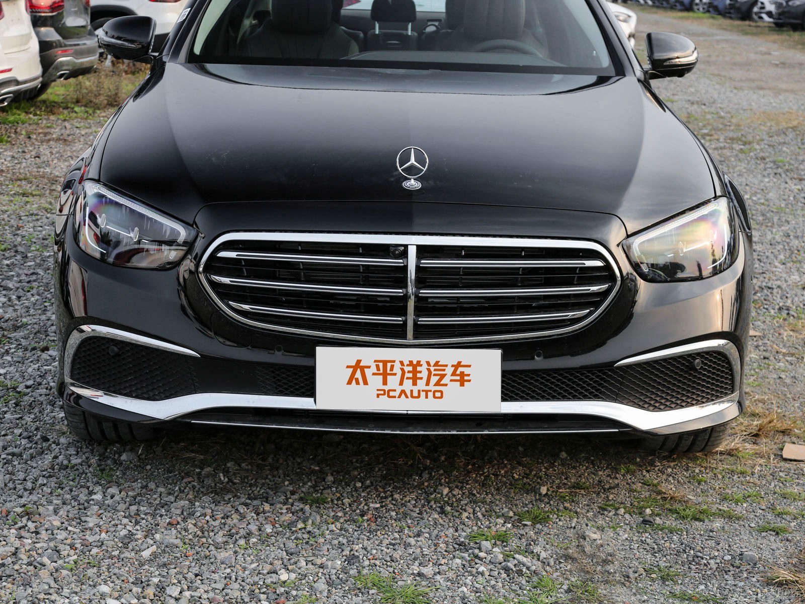 奔馳E級(jí)外觀高清大圖