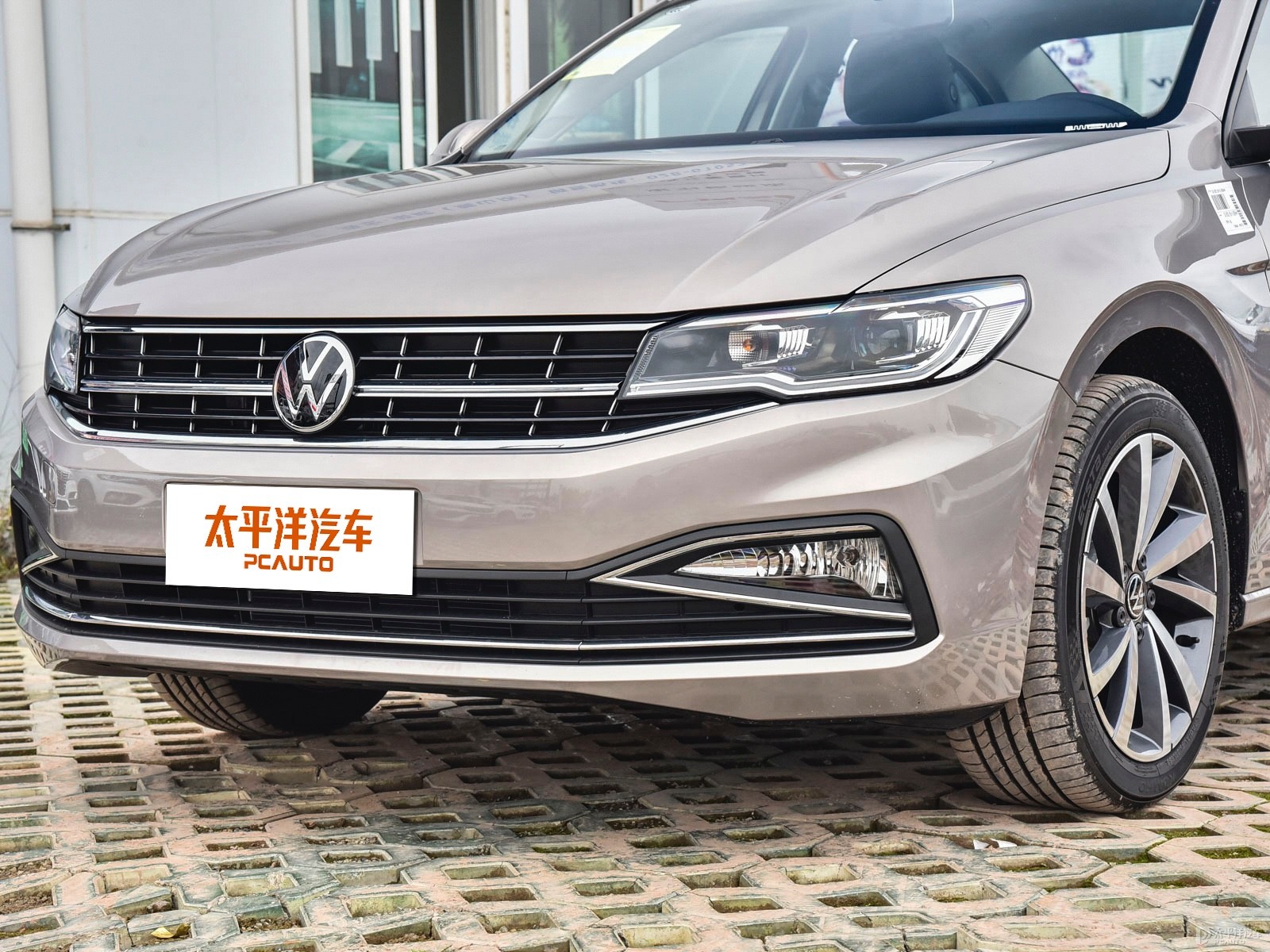 寶來(lái)外觀高清大圖