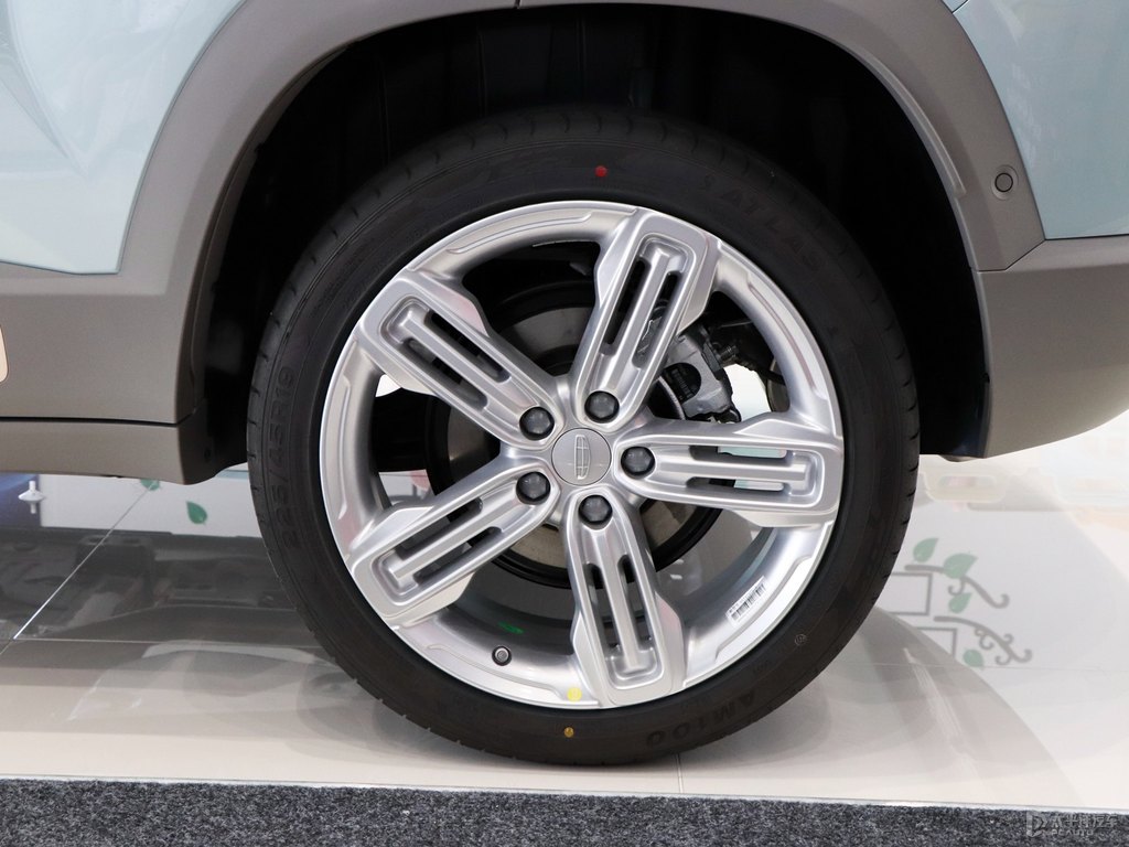 青鳶專屬車身色吉利ICON車身外觀圖片