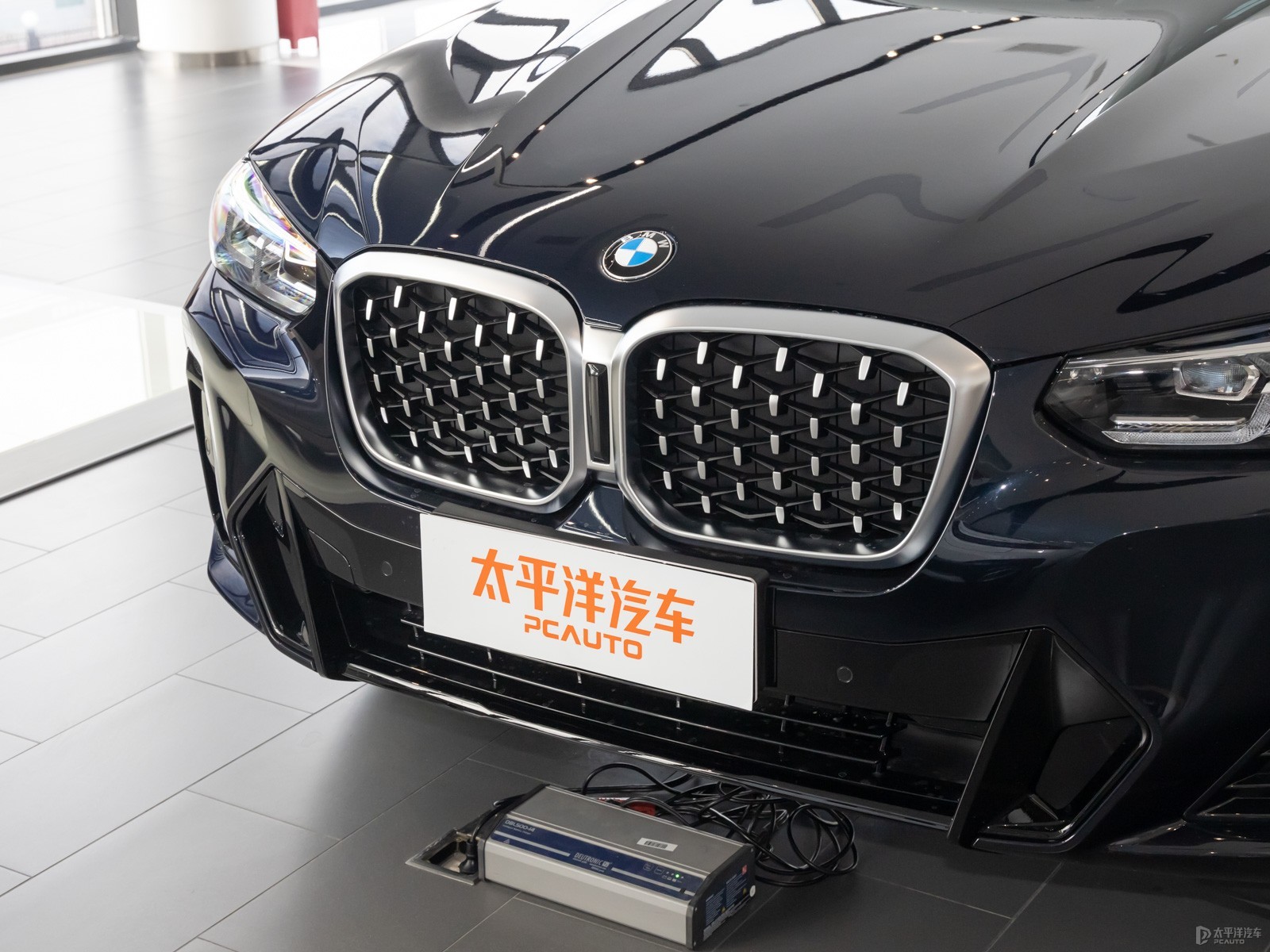 寶馬X4外觀(guān)高清大圖