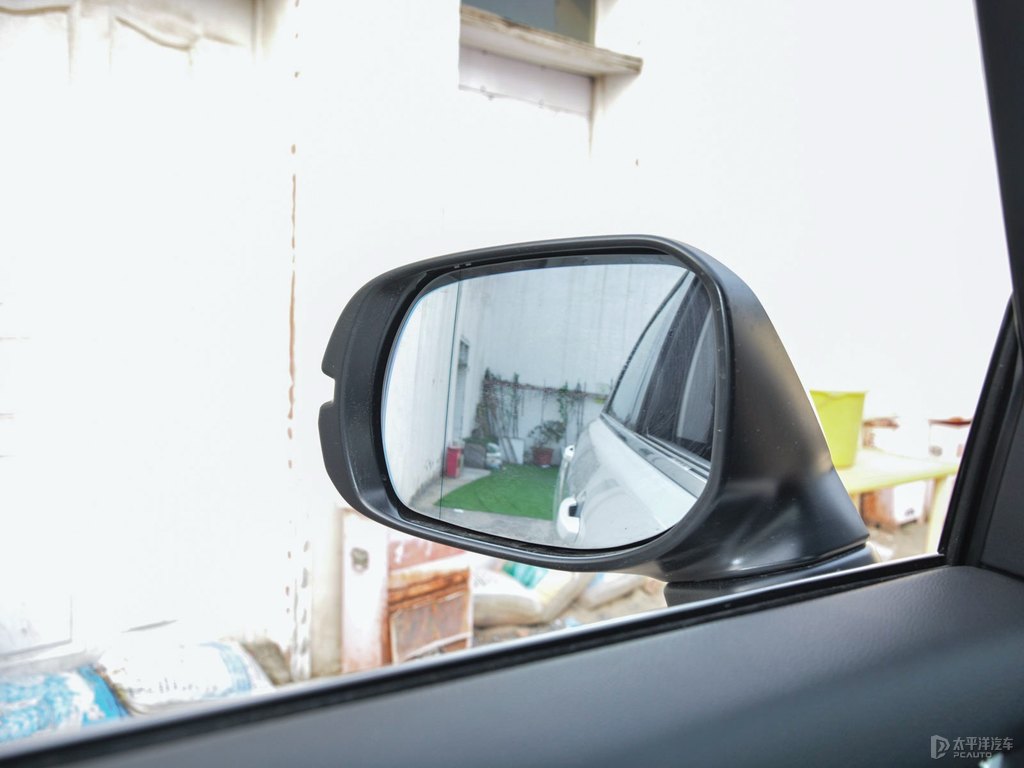 冠道車身外觀圖片