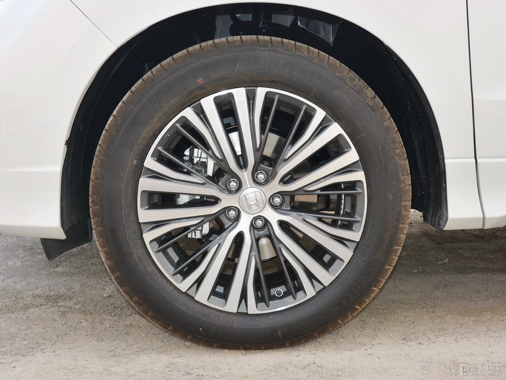冠道車身外觀圖片