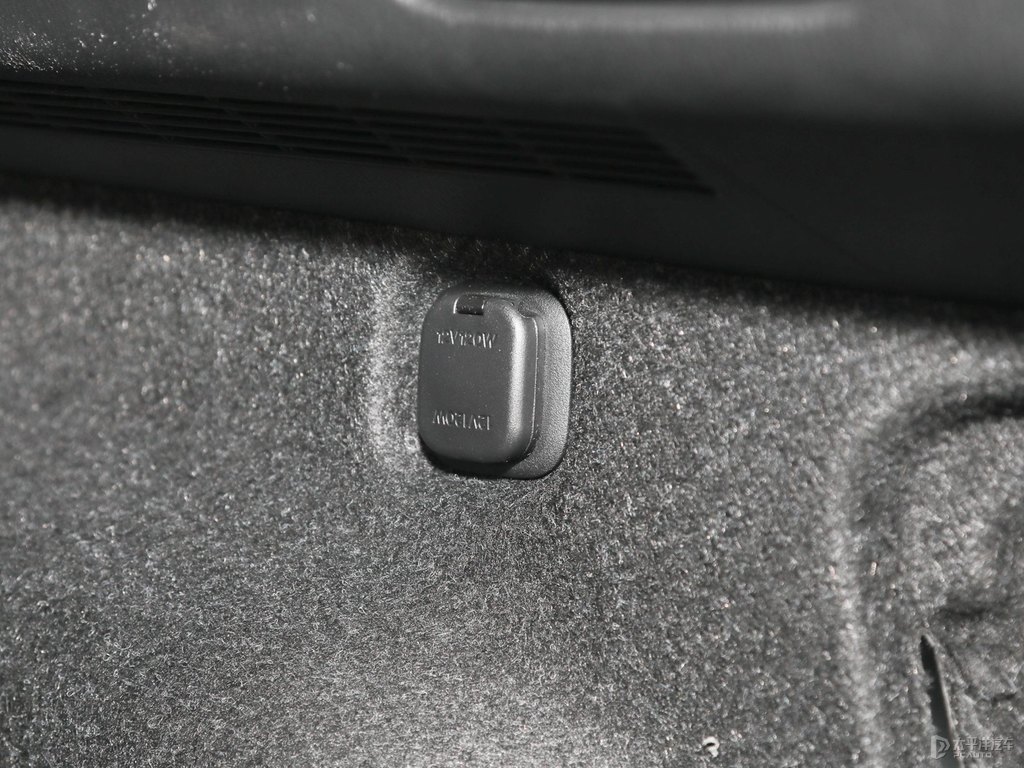 珠光白馬自達(dá)CX-4后備廂空間圖片