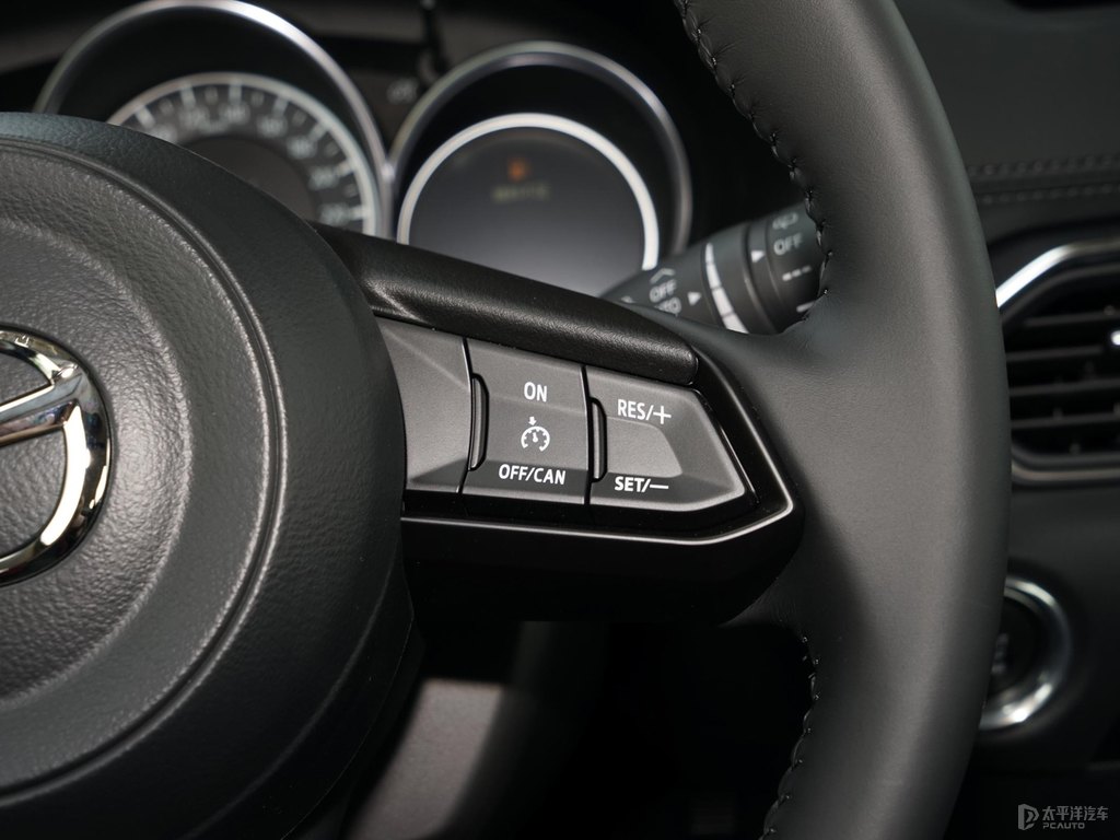 鉑鋼灰馬自達(dá)CX-5中控內(nèi)飾圖片