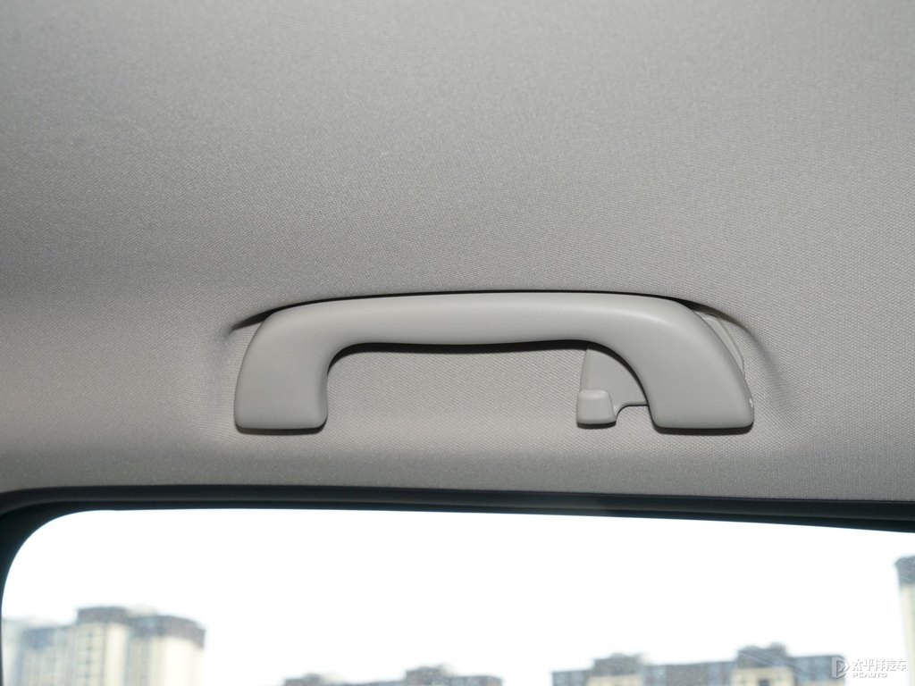 鉑鋼灰馬自達(dá)CX-5車廂內(nèi)飾圖片
