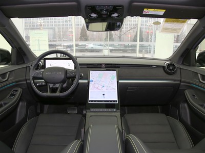 天际ME5内饰实拍图