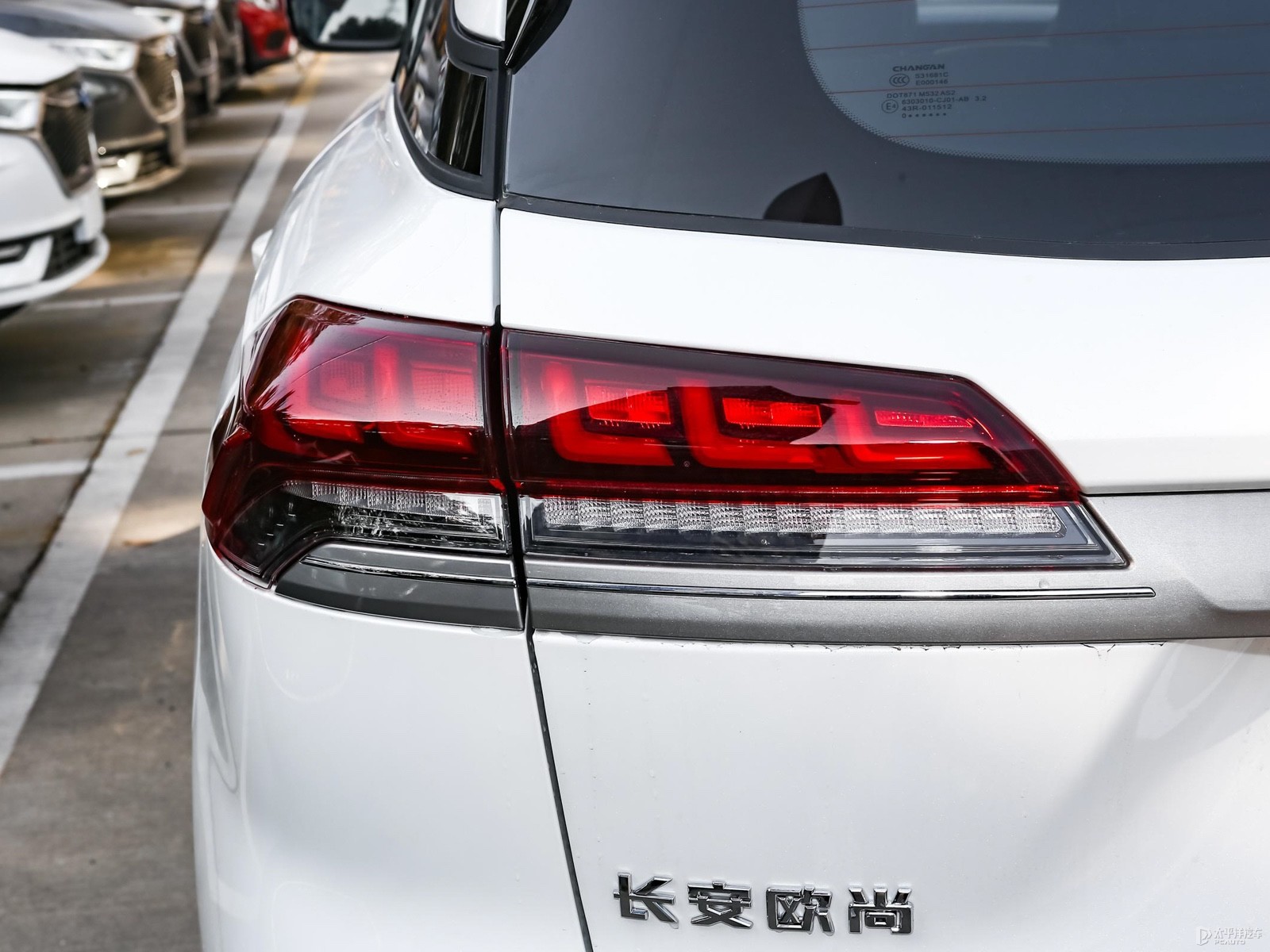 長(zhǎng)安歐尚X7外觀高清大圖
