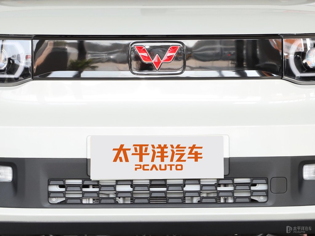 生椰白宏光MINIEV車頭外觀圖片