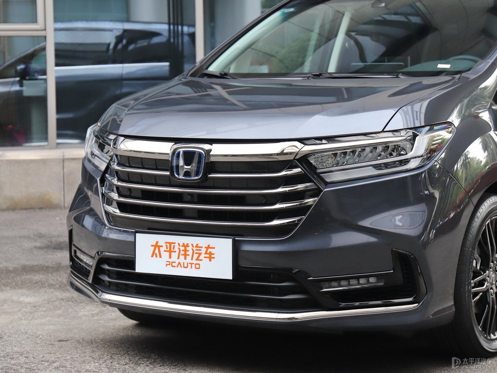 極夜流銀奧德賽車(chē)頭外觀圖片
