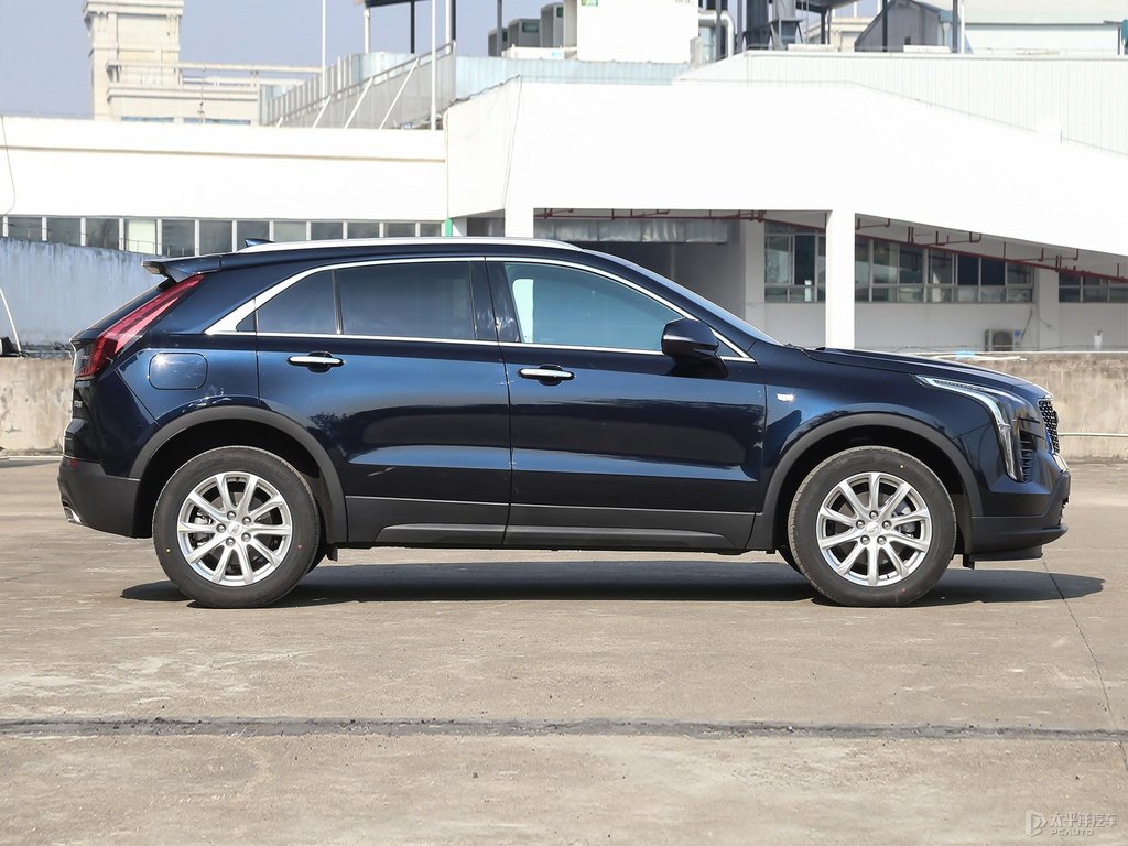 黛藍凱迪拉克XT4整車外觀外觀圖片