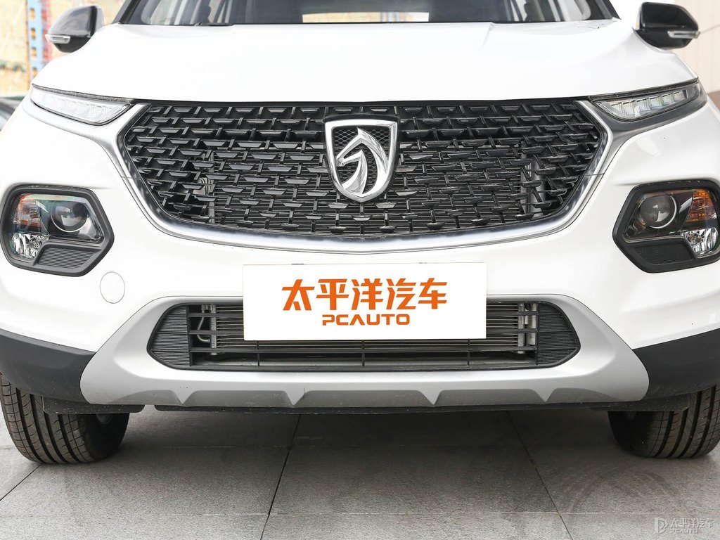 糖果白寶駿510車頭外觀圖片